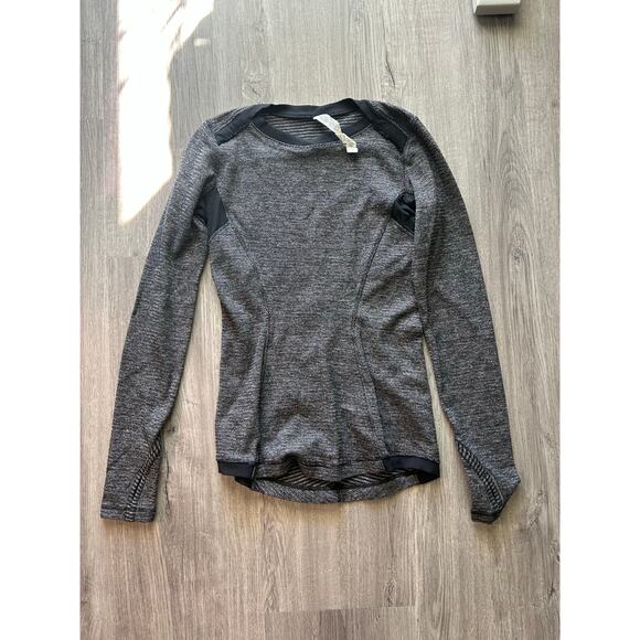 Lululemon Athletica Tops - Lululemon runner long sleeve in gray size 4
